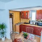 Sunrise Center Апартаменти