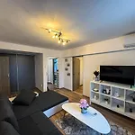 Sunrise Center Бухарест