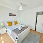 Sunrise Center Апартаменти