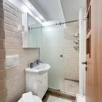 Sunrise Center Апартаменти *
