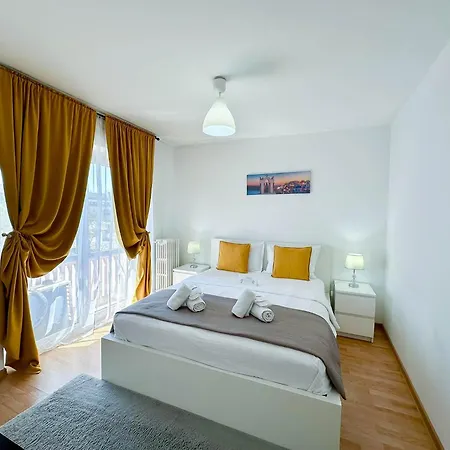 Sunrise Center Apartament *