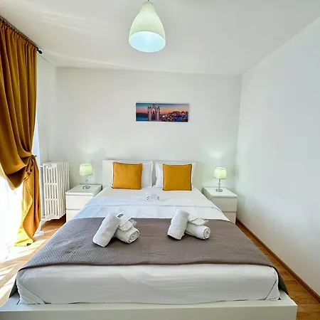 Sunrise Center Appartement *