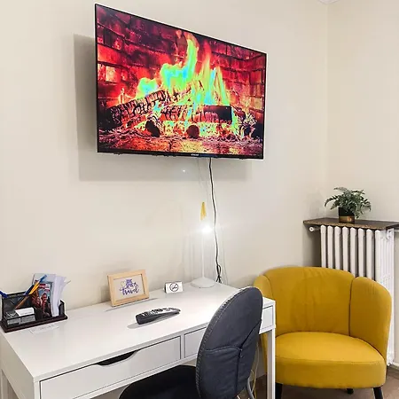 Sunrise Center Apartment