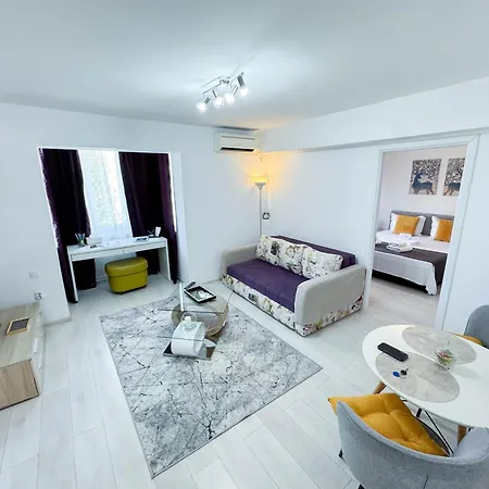 Sunrise Center * Boekarest