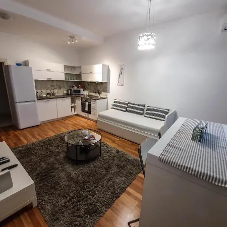 Sunrise Center * Bükreş