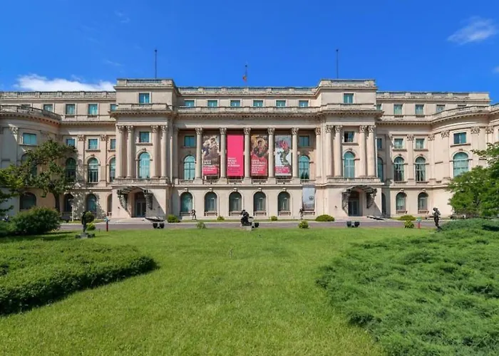 Sunrise Center 아파트